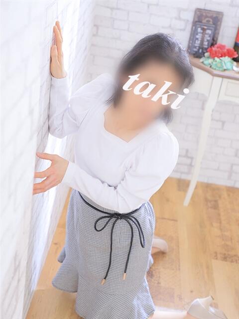 西畑多希 五十路マダムエクスプレス横浜店(カサブランカグループ)(熟女デリヘル)