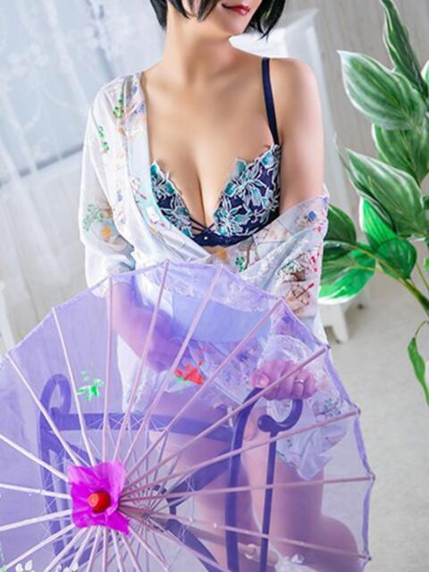 小野塚　あや エテルナ京都（人妻デリヘル）