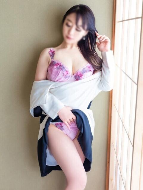 相沢ゆい 一夜妻 大阪ミナミ店(人妻デリヘル)