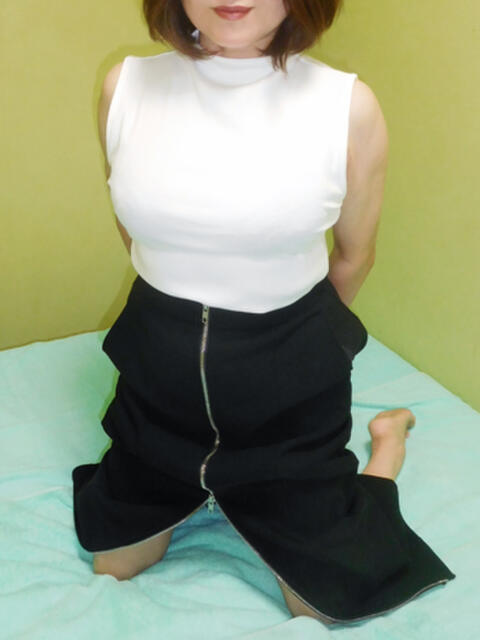 いずみ 土浦人妻浮気現場（人妻ファッションヘルス）