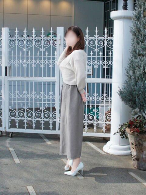 真木 ゆずは こあくまな熟女たち 上野・御徒町店 (KOAKUMAグループ)（人妻・熟女デリヘル）