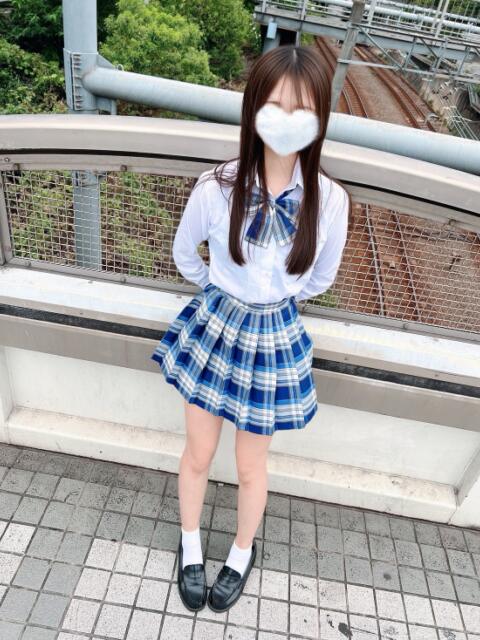 いちご 池袋S級素人派遣型東京美少女物語（派遣型リフレ）