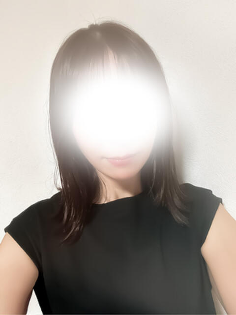 えみ 奥様メモリアル（デリヘル）