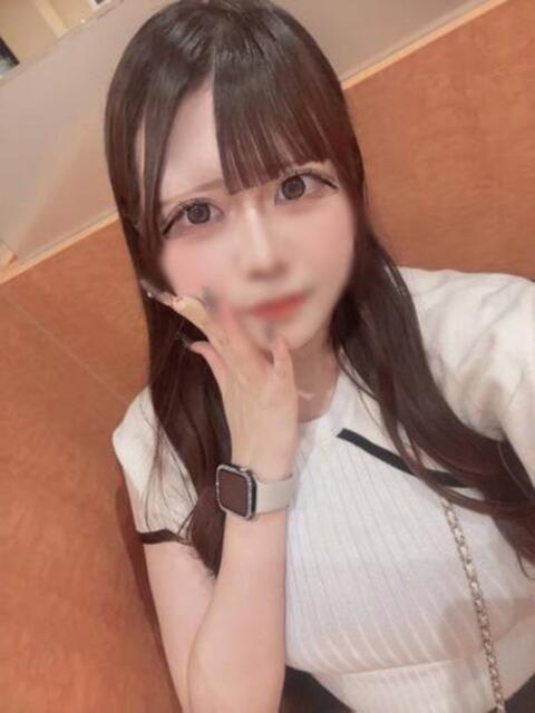 素人20歳まお☆即即高級サービス ROYAL CLUB姫（ソープランド）