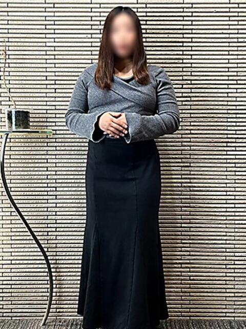 びわ 熟女家 十三店（待ち合わせ型デリヘル）