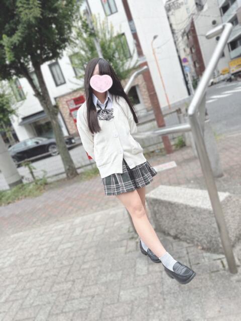 ゆの『卒業したて18歳完全少女なロリっ子ガール』 錦糸町派遣型JKリフレガチあい（派遣リフレ）