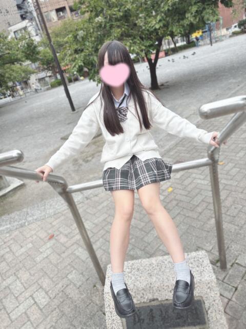 ゆの『卒業したて18歳完全少女なロリっ子ガール』 錦糸町派遣型JKリフレガチあい（派遣リフレ）