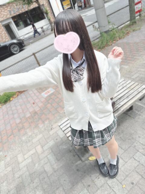 ゆの『卒業したて18歳完全少女なロリっ子ガール』 錦糸町派遣型JKリフレガチあい（派遣リフレ）