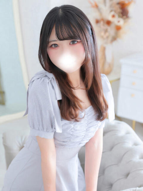 ちな★Fカップ超敏感な極上ロリ Chloe五反田本店　S級素人清楚系デリヘル（デリヘル）