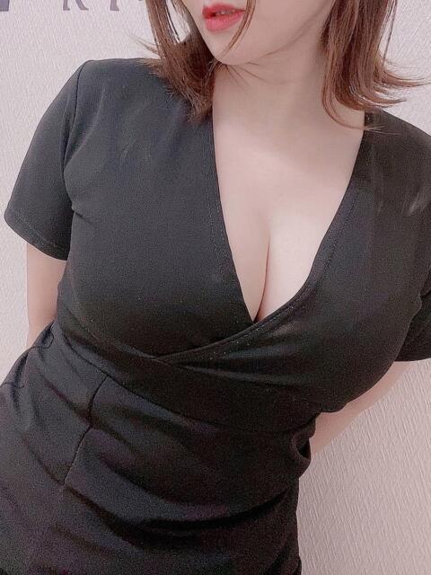 藤田いおり 極みのワイフ（【非風俗】メンズエステ）