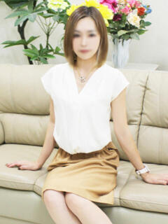 光(ひかる) 立川熟女の秘密基地（立川/デリヘル）