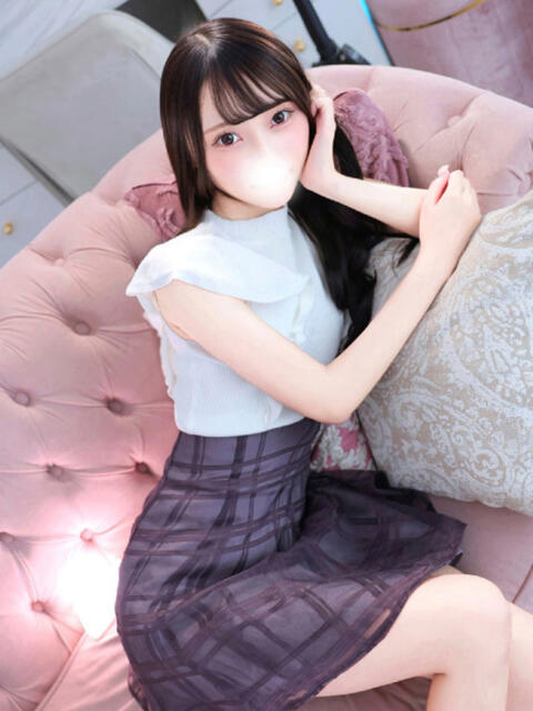 ひめな★S級新卒18歳の挑戦★ S級素人清楚系デリヘル chloe（デリヘル）