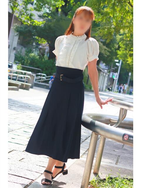 りこ 奥鉄オクテツ神奈川店（デリヘル市場グループ）（駅待ち合わせ型人妻デリヘル）