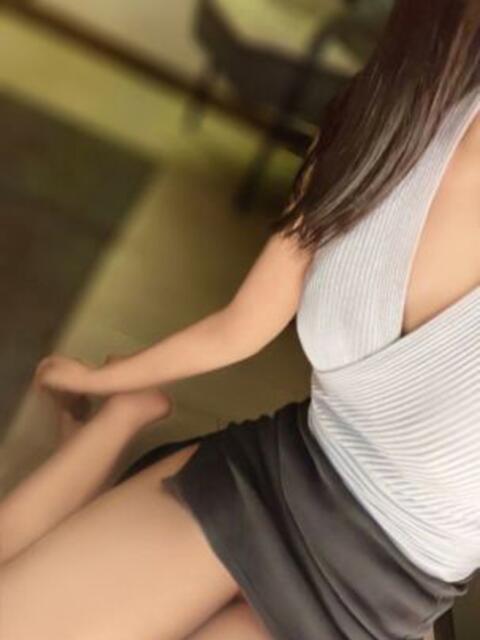 うみ エステティシャンの彼女（【非風俗】メンズエステ）