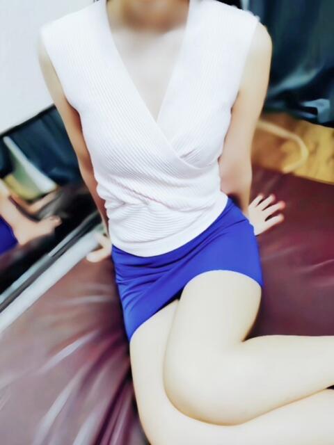 うみ エステティシャンの彼女（【非風俗】メンズエステ）