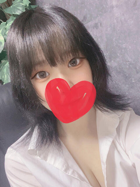 りあら☆THEロリカワ妹系美少女 かりゆしOLの秘密【20代沖縄美女多数在籍-デリヘル×ヌードエステ】（性感エステ＆デリヘル）