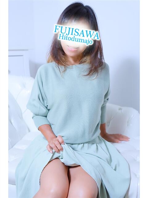 ういか★遅咲き完未 藤沢人妻城（人妻路上待ち合わせデリヘル）