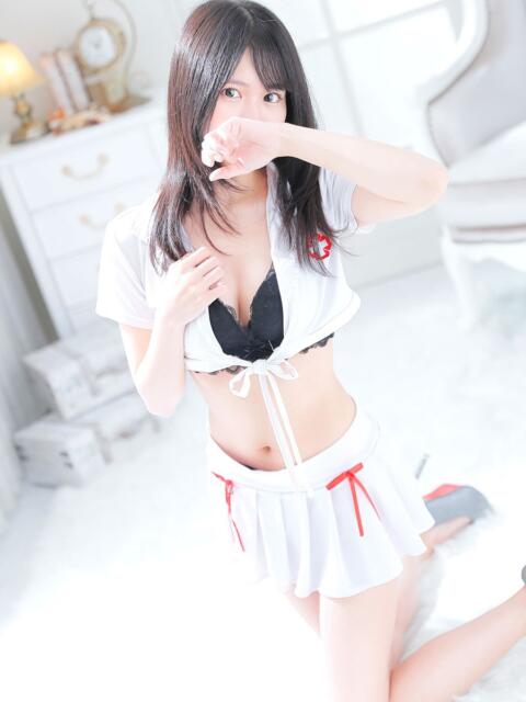 てぃな 東京メンズボディクリニック TMBC 池袋店(美少女専門エステ &デリバリーエステ)