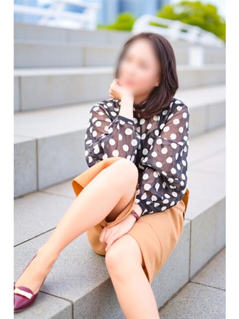 ことか 奥鉄オクテツ神奈川店（デリヘル市場グループ）（駅待ち合わせ型人妻デリヘル）