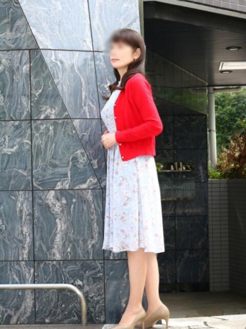 奥山 極上でエッチな人妻(人妻・熟女デリヘル)