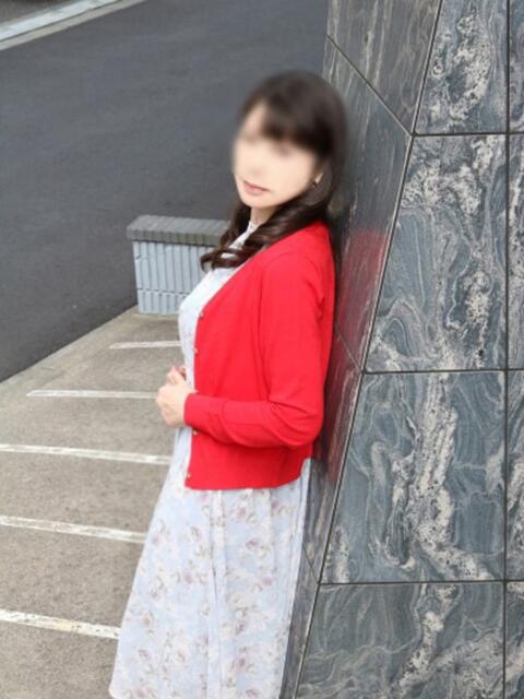 奥山 極上でエッチな人妻(人妻・熟女デリヘル)