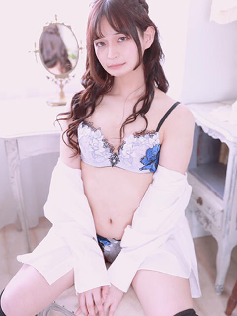 星屑ステラ ニューハーフヘルス シーメールレジェンド 横浜店（ニューハーフデリへル）