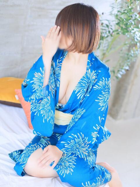 にいな REDROOM (レッドルーム)（ファッションヘルス）