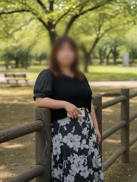 南 リカ 熟女パラダイス池袋店(カサブランカグループ)(人妻熟女デリへル)