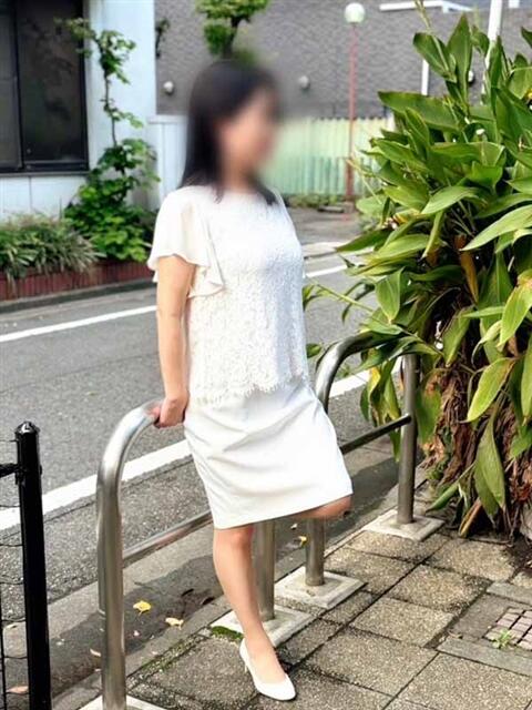 川端 葵 熟女パラダイス池袋店(カサブランカグループ)(人妻熟女デリへル)