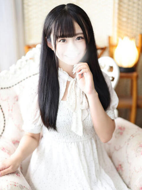 西岡こころ 断りきれない美人マッサージ嬢たち（デリヘル＆エステ）