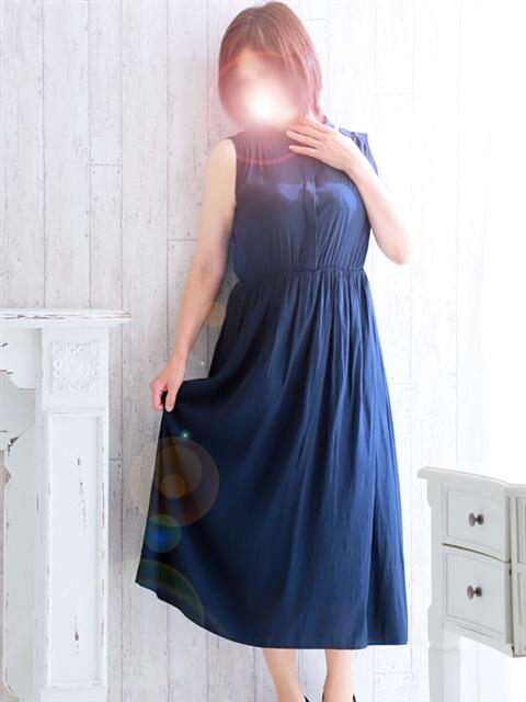 村上れいこ 松戸人妻花壇（人妻デリヘル）