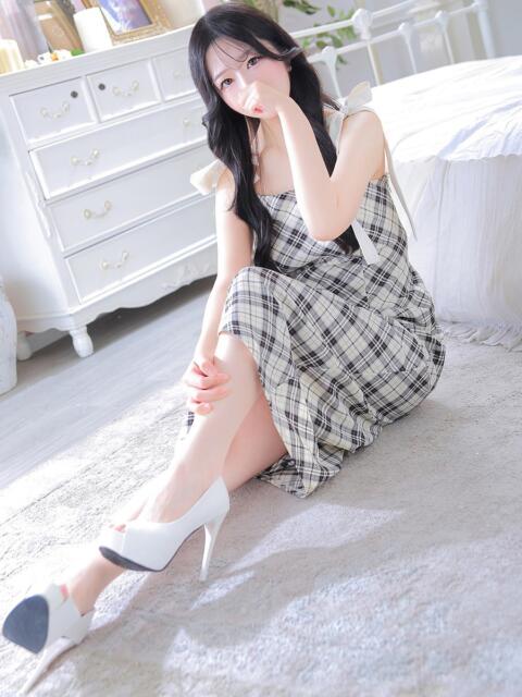 奈緒美【ナオミ】 ピンクコレクション大阪（デリヘル）