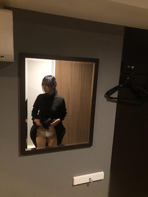 早川みさ 淫乱素人M性感倶楽部(出張M性感)