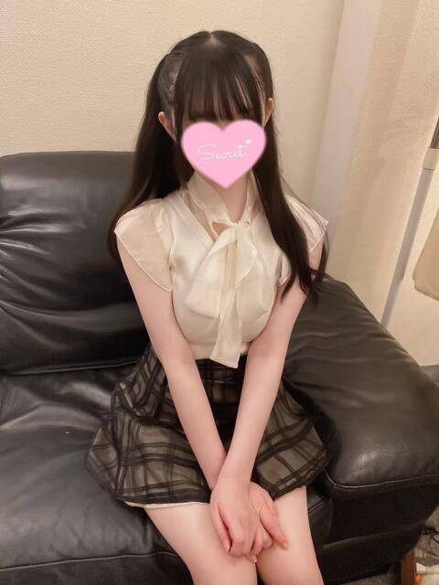 ひよ 池袋S級素人派遣型東京美少女物語(派遣型リフレ)