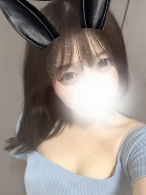 三日月しおん Darlin Premium(ダーリンプレミアム)（【非風俗】メンズエステ）