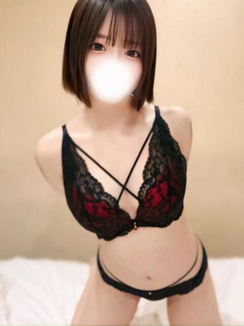 ふゆ※ご奉仕系Eカップ美女 即イキ淫乱倶楽部 船橋店（デリヘル）