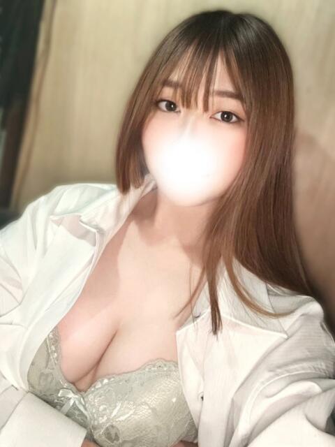 岩井まゆこ 全裸にされた女たちor欲しがり痴漢電車（ホテヘル）