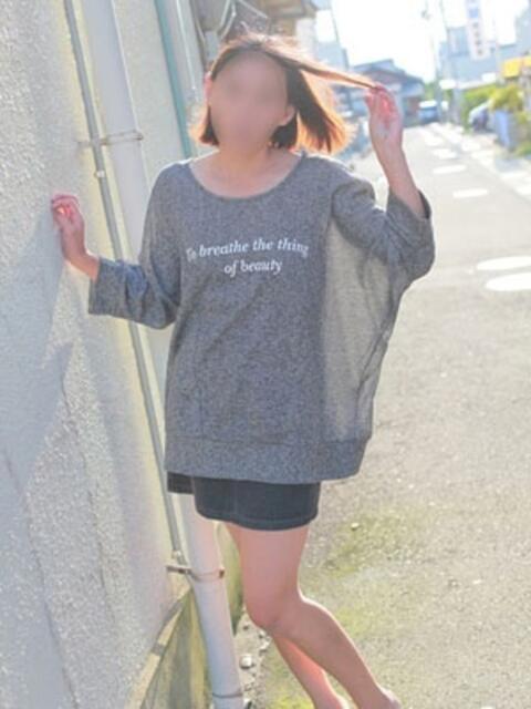 池脇(いけわき)激しいピストンに激濡れ!! 秘密の逢瀬…○○妻(西条・東予・今治)（人妻デリヘル）