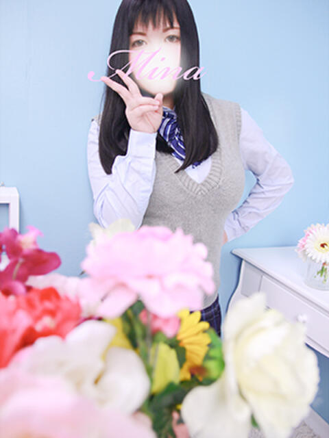 みな 巨乳専科パンチラボイン横浜（巨乳デリヘル）