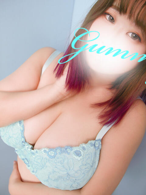 ぐみ 巨乳専科パンチラボイン横浜（巨乳デリヘル）