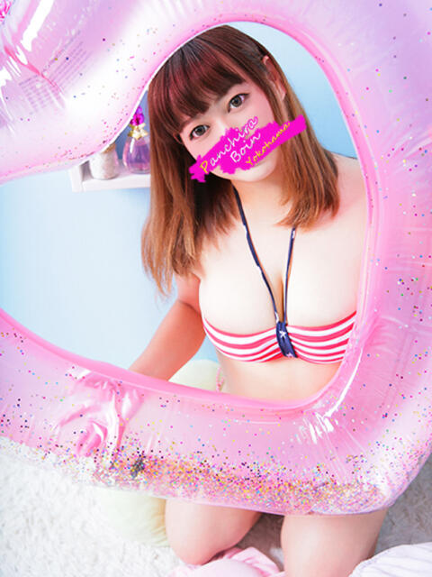 しーな 巨乳専科パンチラボイン横浜（巨乳デリヘル）