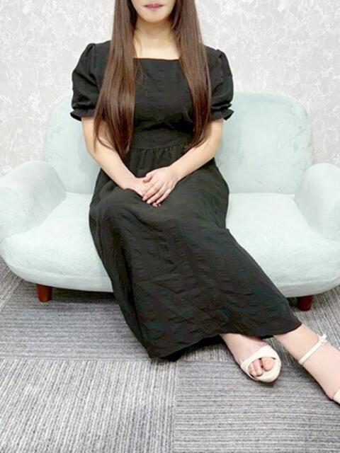 泉(いずみ) PLUS十三店（熟女デリヘル）