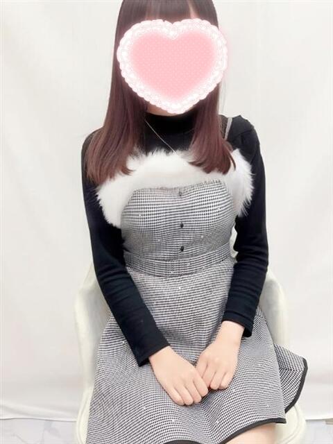 ひなほ【18才卒業したて】 中・西讃 ヴィーナス（デリヘル）