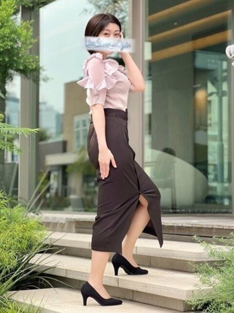 安田りさ 月の真珠-新宿-（デリヘル（人妻若妻専門店））