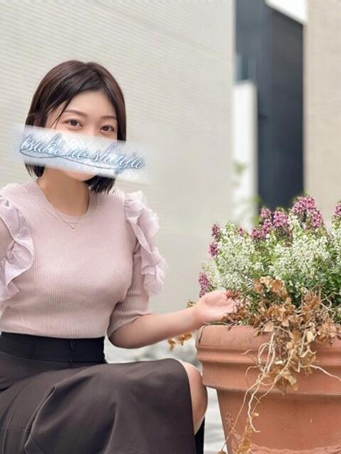 安田りさ 月の真珠-新宿-（デリヘル（人妻若妻専門店））