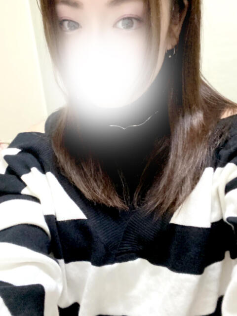 柚木-ゆづき- 艶ドレス(人妻デリヘル)