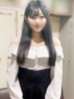ゆりな