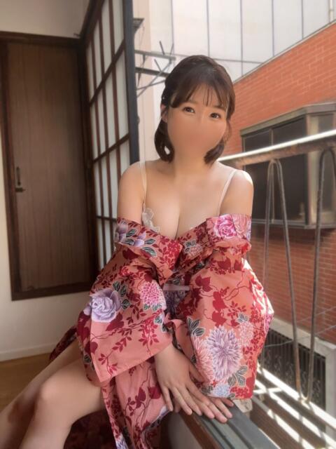 かんな ノーパンエステ!?絶頂させる天使たち（風俗エステ）