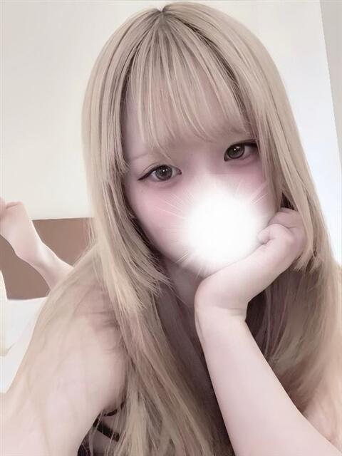 ☆ゆな☆ 100％本人が来る店！！デリヘル『ロイヤルフラッシュ』（デリヘル）