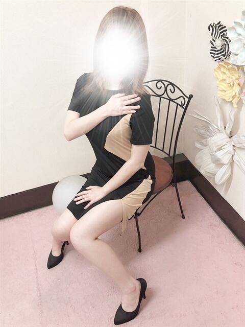 中井 人妻ザ・ベスト店～日本人専門～（人妻系デリヘル）